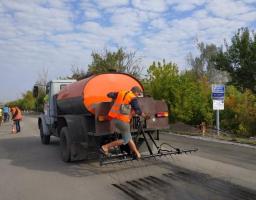Єднаємо Луганщину: Віталій Комарницький перевірив хід робіт на мосту у Станиці Луганській 