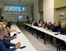 Влада та громадськість обговорили проблематику адаптації до сучасних викликів