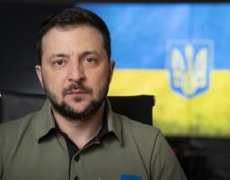 Росія пробує знайти свою «диво-зброю», що свідчить про повний провал вторгнення та страх визнати допущені катастрофічні помилки – звернення Президента України