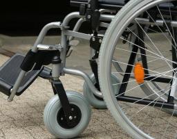 В Україні усі вокзали, автостанції та аеропорти перевірять на безбар’єрність для маломобільних груп населення