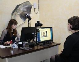 У Біловодському ЦНАПі запроваджено нові послуги – оформлення і видача закордонних та ID паспортів