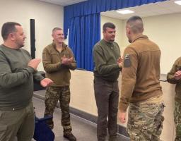 Артем Лисогор нагородив нацгвардійців відзнаками «Захиснику Луганщини»