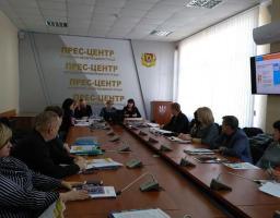 Перші кроки щодо впровадження пілотного проєкту державно-приватного партнерства по розвитку мережі центрів підтримки сім'ї з дітьми та малих групових будинків в Луганській області