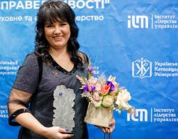 Лікар з Рубіжного Ольга Мартиненко стала лауреатом нагороди «Світло Справедливості» 