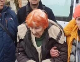 Близько 200 осіб евакуйовані із Кремінної, 62 – з Лисичанська, ще 14 – із Попасної та 61 із Сєвєродонецька, – Сергій Гайдай