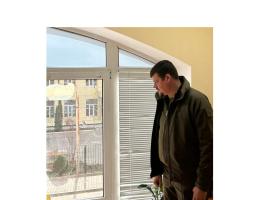 Унаслідок атаки російських БпЛА в Дніпрі постраждала будівля, де розміщена релокована із Сіверськодонецька лікарня, – Артем Лисогор