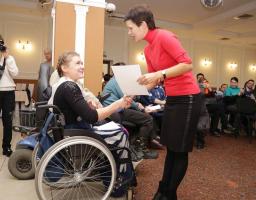 На Луганщині проведено обласний форум  «Жінки з інвалідністю – міфи та реальність»