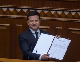 Володимир Зеленський вносить до Верховної Ради як невідкладний законопроект про великий Державний герб України