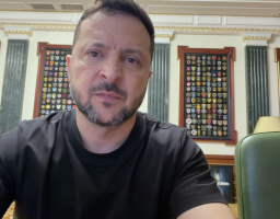 Повинна бути крапка в цій російській війні, і треба, щоб світ із цим нам допомагав – звернення Президента