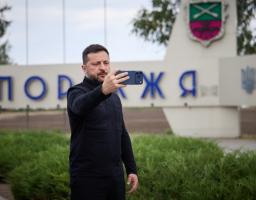 Будуть посилені наші позиції на Донеччині завдяки двом оновленим угрупованням – звернення Президента