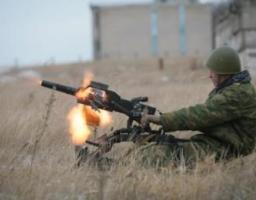 Новини АТО: знову під вогнем Станиця Луганська, Новозванівку обстріляли із важкої артилерії