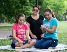 У Києві організовано майстер-класи з оздоровчих технологій для жінок-переселенців з Луганщини