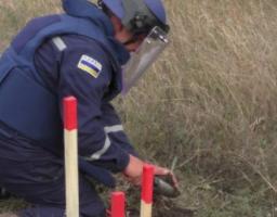 За минулу добу піротехніками Луганщини вилучено 58 вибухонебезпечних предметів