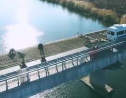 На мосту в Новоайдарі ремонтують праву частину 