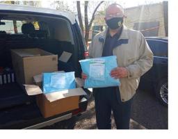 Бути добру: багаторазові захисні костюми надійшли медикам Станично-Луганського району