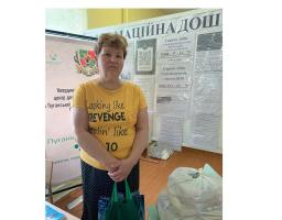 У Кремінському гумхабі в Дніпрі за тиждень допомогли продуктами 400 внутрішньо переміщеним особам 