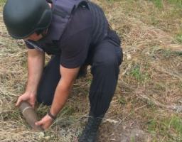 Піротехніками обстежено місцевість Попаснянському та Кремінському районах 