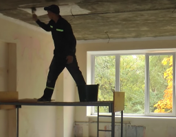 Рік тому в Дніпрі було створено шелтер для переселенців з Луганщини