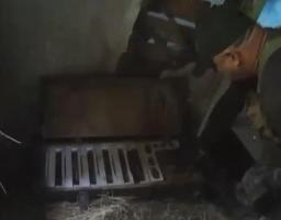 У звільненому населеному пункті Луганщині правоохоронці виявили схрон зброї та боєприпасів окупантів