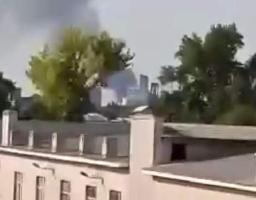 В тимчасово окупованому Луганську сьогодні гучно. Прогриміло близько десятка вибухів