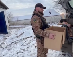 До сіл Красноріченської громади доправили хліб, для жителів налагодили супутниковий зв'язок