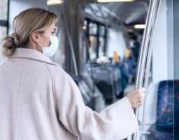 З 1 серпня починають діяти нові правила адаптивного карантину