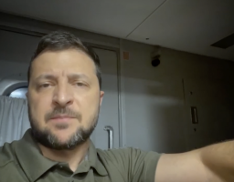 Посадовці на місцях повинні робити більше, ніж можливо, щоб у воєнних умовах гарантувати людям нормальний рівень життя – звернення Президента України