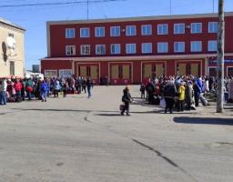 Новозолотарівка: потягом з Луганщини прямують близько 500 жителів області, загалом убезпечили себе понад 1300 осіб, з Попасної та Гірського не вивезли нікого