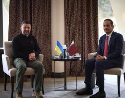 Повернення депортованих Росією українських дітей і продовольча безпека: Володимир Зеленський зустрівся з Прем’єр-міністром Катару