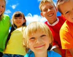 Робота соціальних установ щодо надання соціальних послуг дітям Луганської області