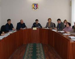 У Лисичанську за участю облдержадміністрації розглянуто стан погашення боргу із заробітної плати та страхових внесків до Пенсійного фонду