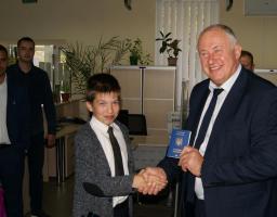 Оформлення та видача біометричних паспортів розпочато у ЦНАПі Лисичанської міської ради