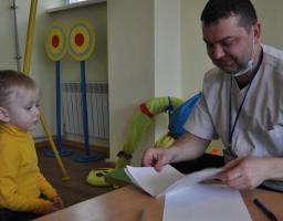 Маленьких жителів Попаснянського району оглядатимуть висококваліфіковані лікарі «ОХМАТДИТу»