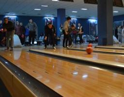 Для дітей з інвалідністю організовано обласні змагання з боулінгу