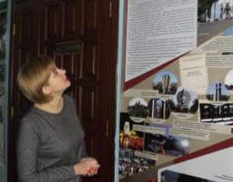 На Білокуракинщину завітала виставка «Україна 1932-1933. Геноцид голодом»