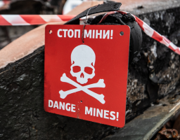 Мінреінтеграції активізувало смс-інформування населення про мінну небезпеку