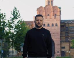 Звернення Президента Володимира Зеленського з нагоди Дня захисників і захисниць України