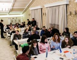 «Зустріч і знайомство»: у Сєвєродонецьку служби представили функції та можливості допомоги постраждалим від насильства