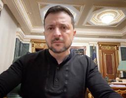 Значення дронів має стати таким, щоб усе більше й більше унеможливлювати російські штурми – звернення Президента