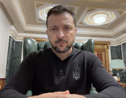 Треба дотиснути Росію до чесного миру; обов’язково всі внутрішні сили консолідуємо – звернення Президента