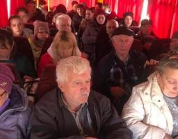 Евакуювали з Гірського 640 жителів, всіх бажаючих в Лисичанську, завезли в Рубіжне гуманітарку, - Сергій  Гайдай