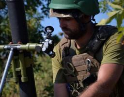 Позбуватимуться слідів злочинів – до Сєвєродонецька доставили спецтехніку для знесення будівель, у Лисичанську відмовляються обслуговувати пенсіонерів, ворог двічі обстріляв Невське – є руйнування житла