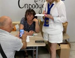 У Києві 300 ВПО з Луганщини отримали допомогу у хабі Нижньодуванської громади впродовж тижня