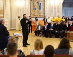 Юні науковці Луганщини отримали стипендії Президента України