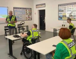 У шести регіонах України працюють автошколи для осіб з інвалідністю