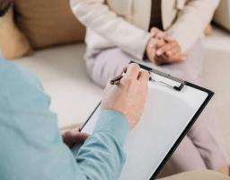 Щовівторка та щоп'ятниці у Сєвєродонецькому хабі у Тернополі консультує психолог