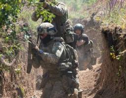 З Макіївки вдалося евакуювати двох жителів. Лисичанськ і Рубіжне відновлюватимуть студенти "лнр" - без росії. Із рф на окуповану Луганщину передали ще три клуби на колесах