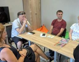 Наші ВПО на Закарпатті займаються у розмовному клубі англійської мови