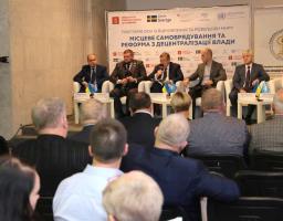 Уперше громади Луганщини представили свої здобутки на «Схід-Експо 2019»