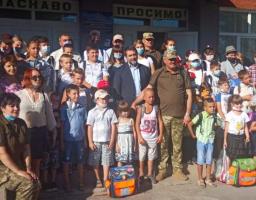 Жителі Смолянинового отримали чергову допомогу, на цей раз – школярі